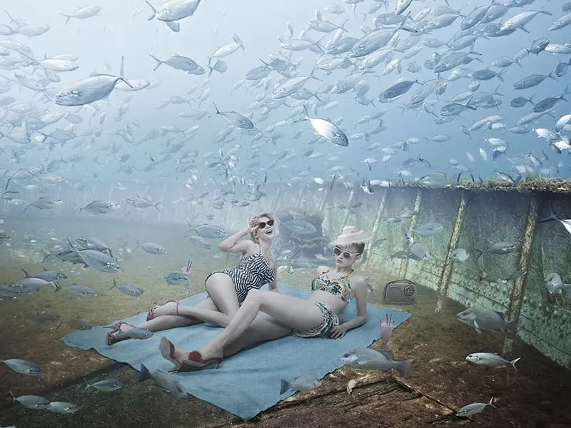 Andreas Franke: pinups tomando el sol en el fondo del mar (proyecto Mohawk)
