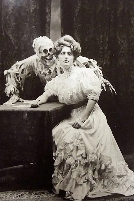 Joseph Hall: fotografía del vodevil «Death and the Lady» (1906)