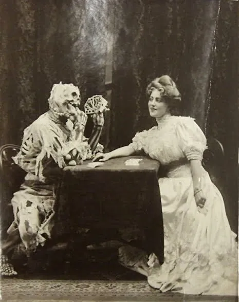 Joseph Hall: fotografía del vodevil «Death and the Lady» (1906)