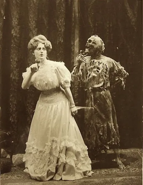 Joseph Hall: fotografía del vodevil «Death and the Lady» (1906)