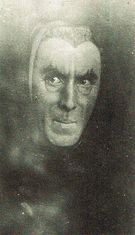 Henry Irving caracterizado como Mefistófeles en Fausto