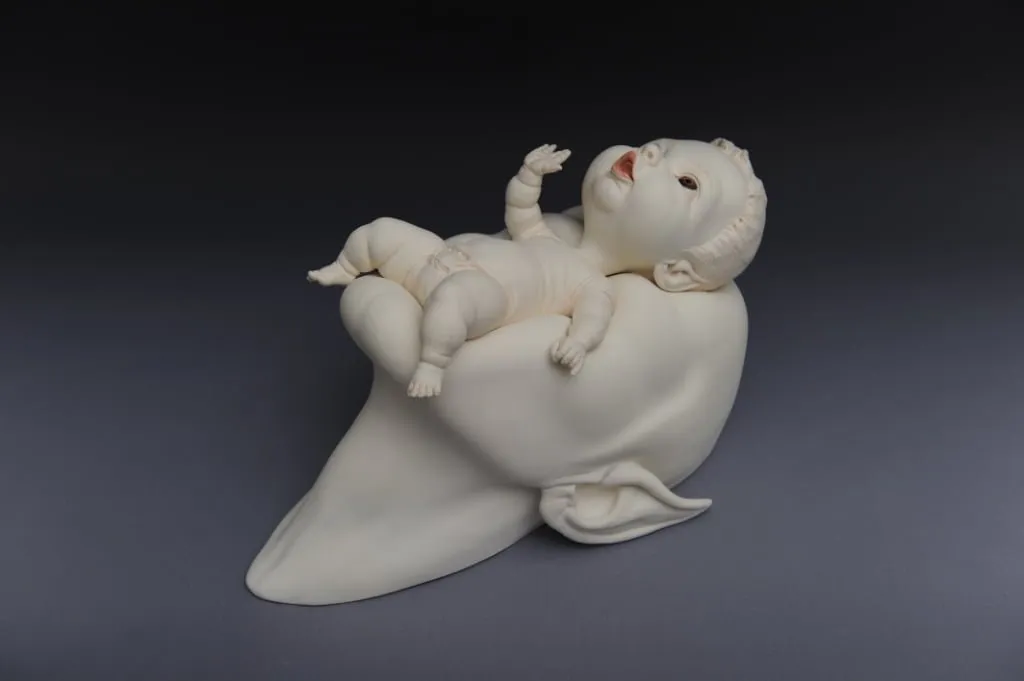 Escultura «Looking for a Star» de Johnson Tsang