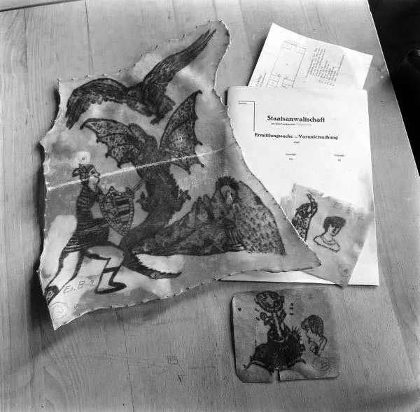 Piel tatuada arrancada a prisioneros de Buchenwald
