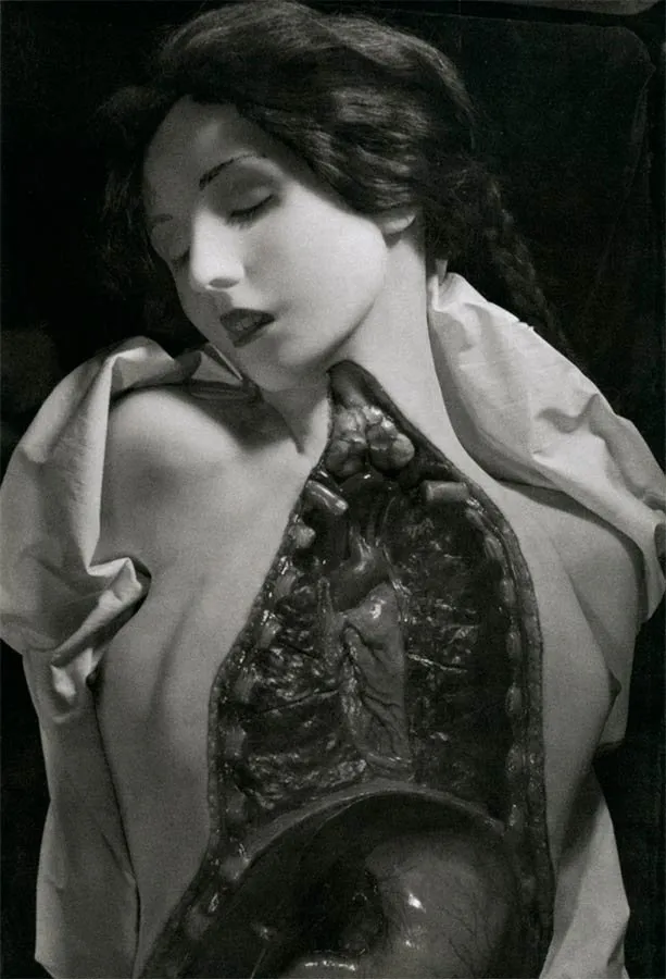 Herbert List: cera anatómica del Panoptikum de Präuscher (1944)