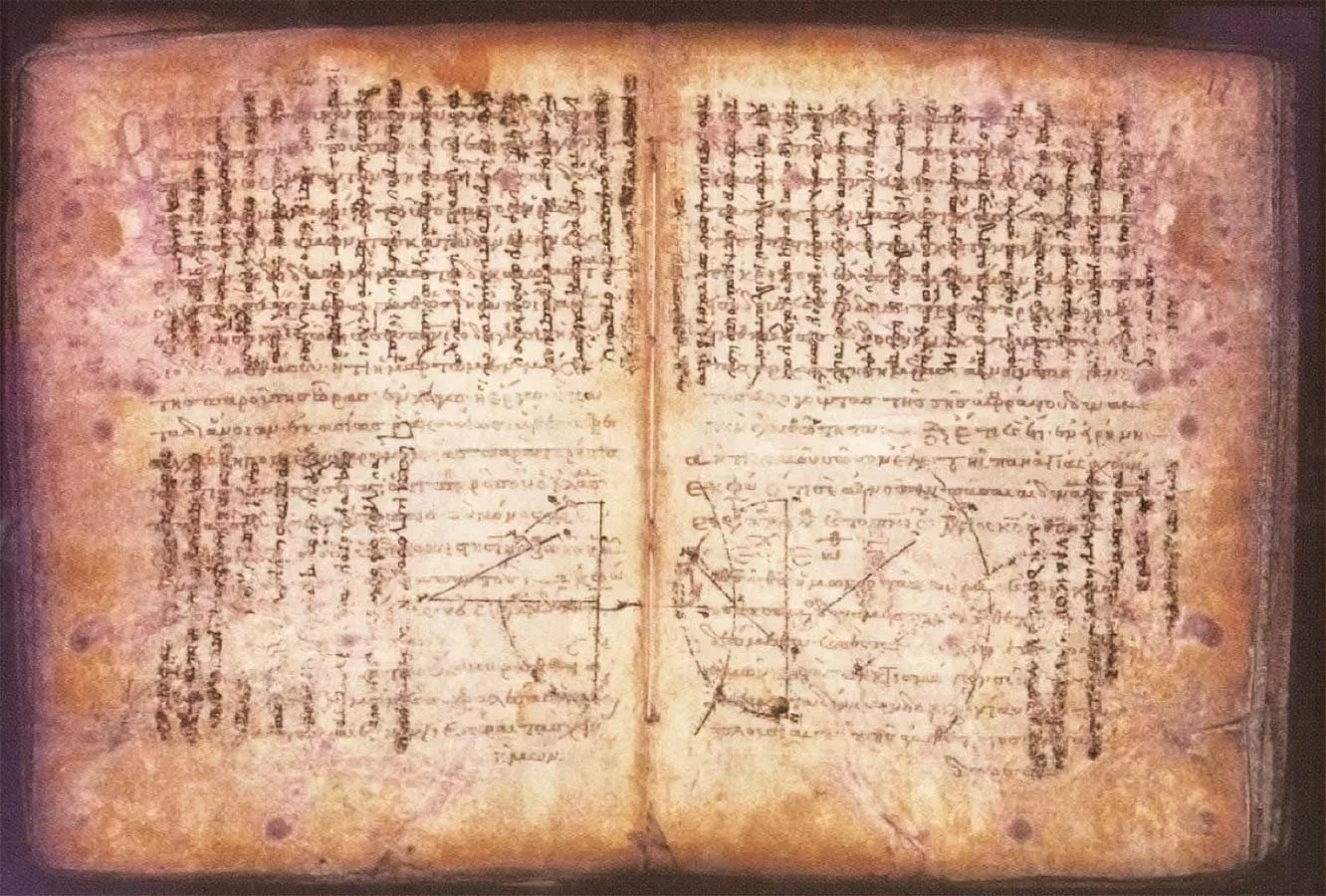 Folio del Palimpsesto de Arquímedes bajo imagen multiespectral, con diagramas geométricos y texto matemático visibles